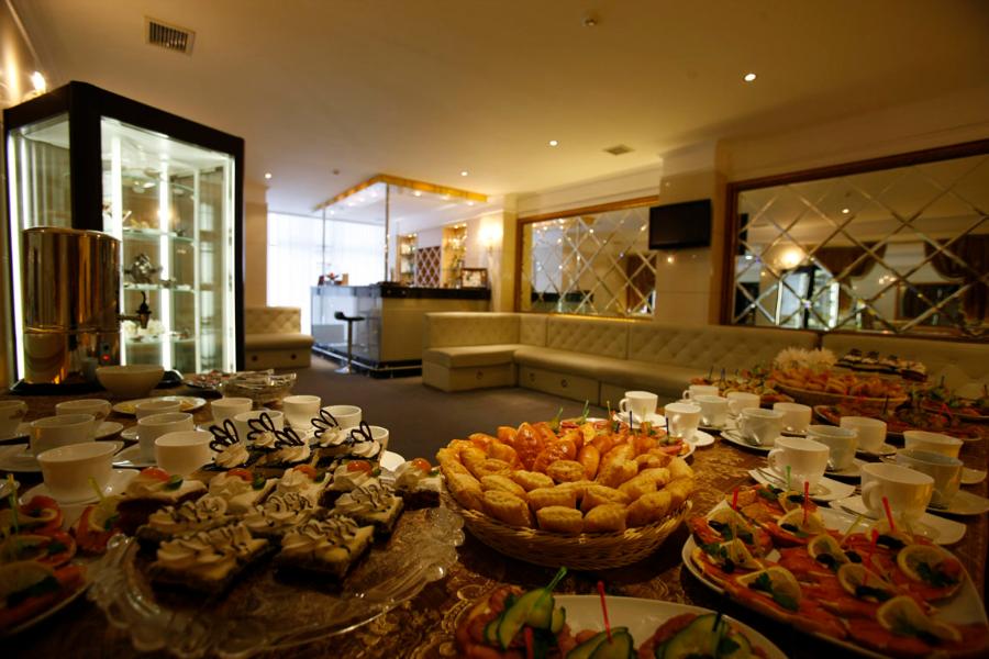 Tomsk hotel offers a conference hall and a cafe